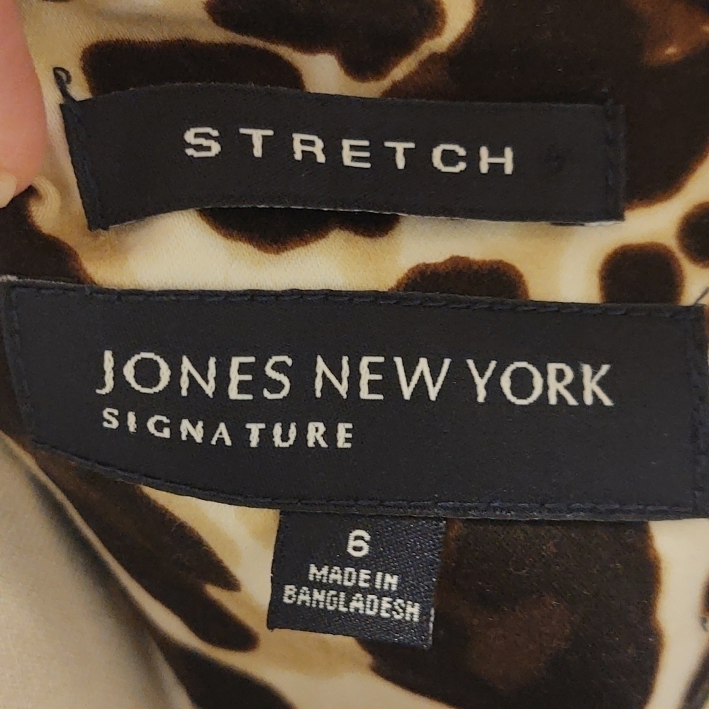 Jones New York Signature Animal Print Sleeveless Stretch Dress - Picture 7 of 10